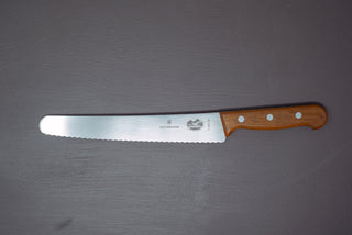 Victorinox 8.5" (220mm) Bread knife w/Wood handle - The Cook's Edge