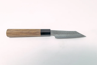 5 Versatile Uses of a Japanese Petty Knife