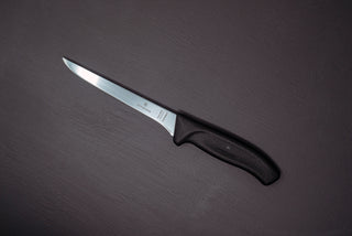 Victorinox 6" (150mm) boning knife w/fibrox handle - The Cook's Edge