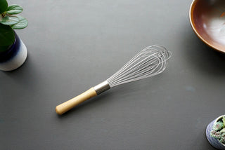 Best Wood Handle Balloon Whisk - The Cook's Edge