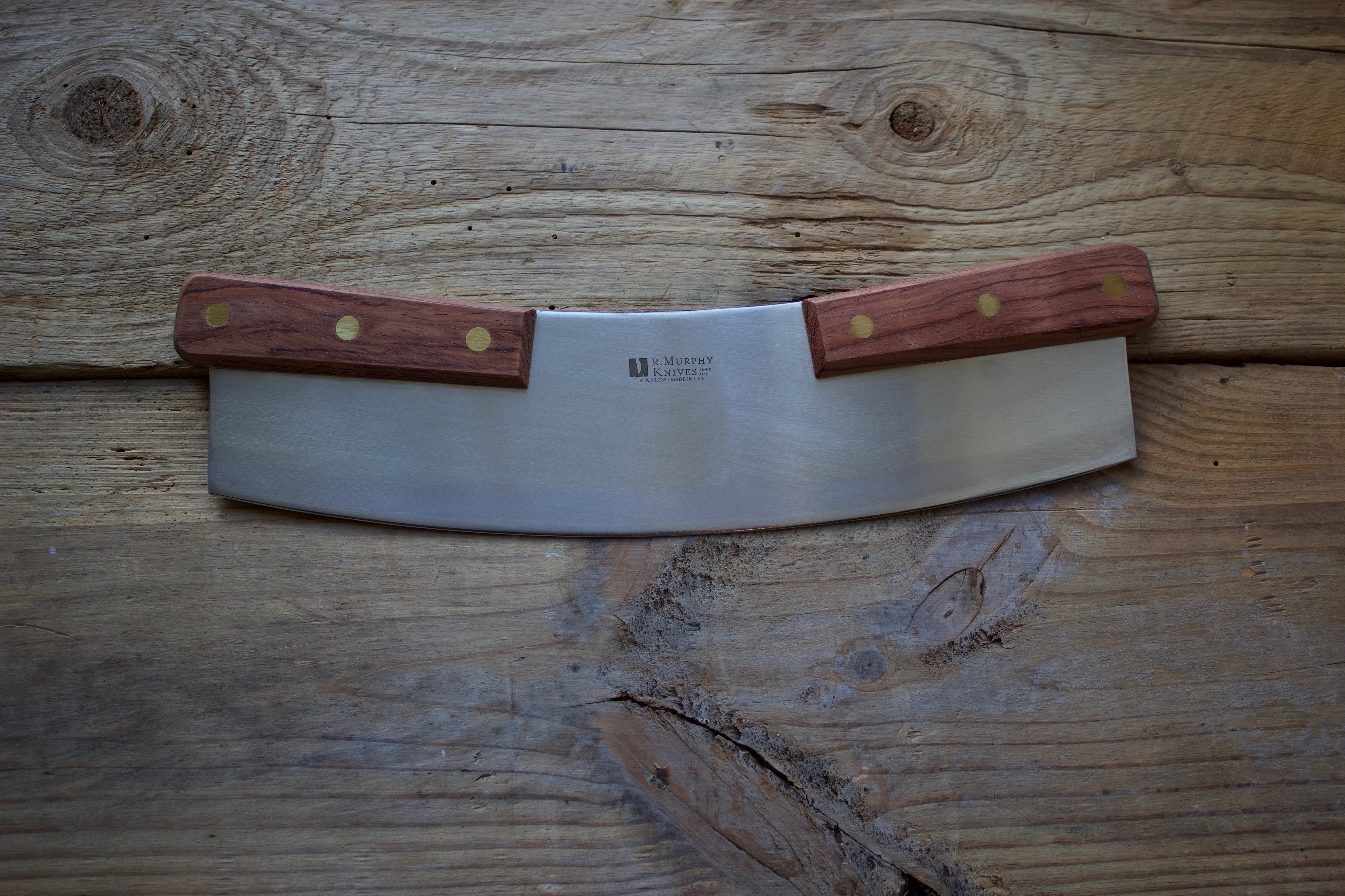 R.Murphy Pizza rocker knife – The Cook's Edge