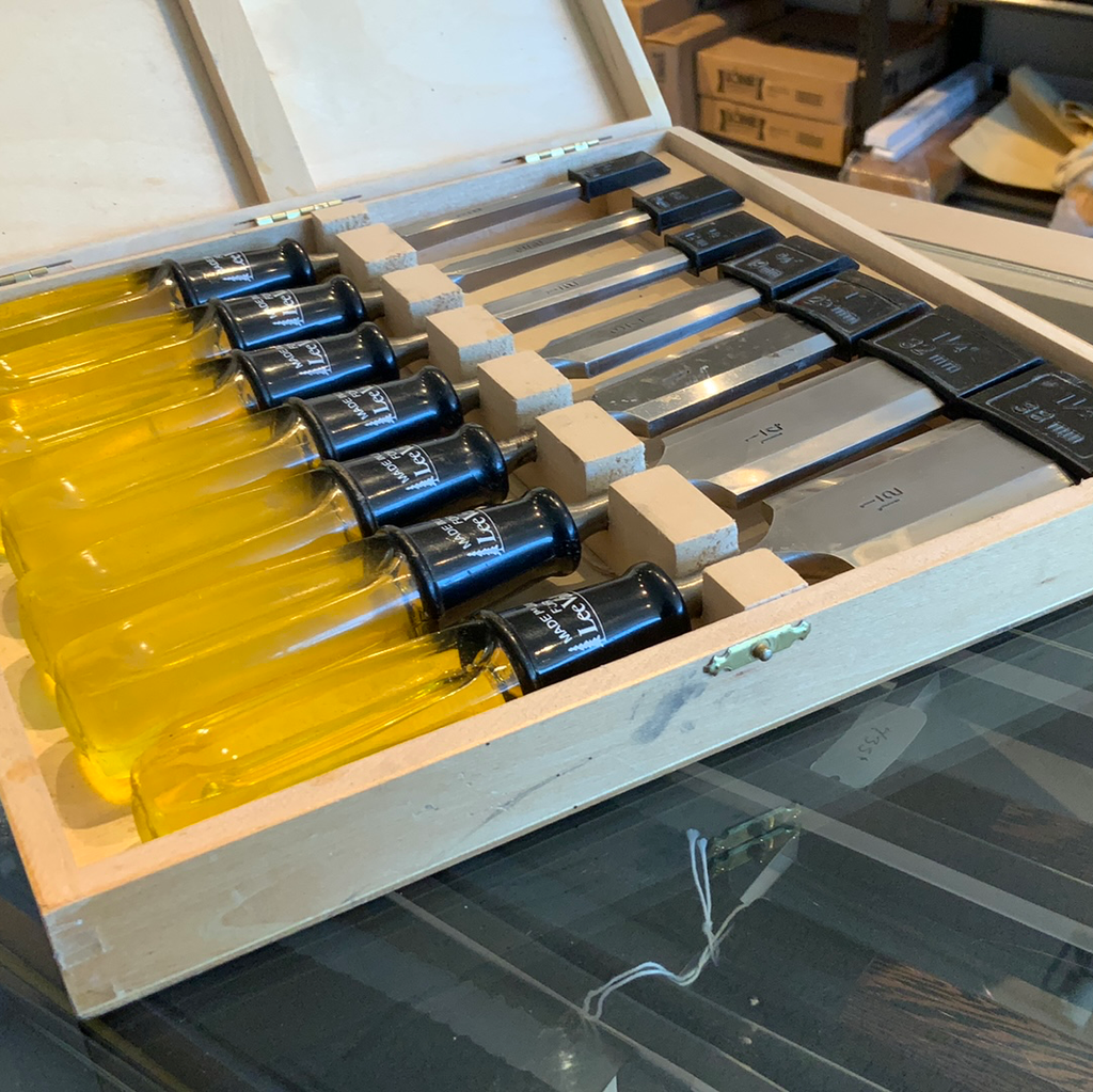 Chisel Sharpening Large – The Cook's Edge